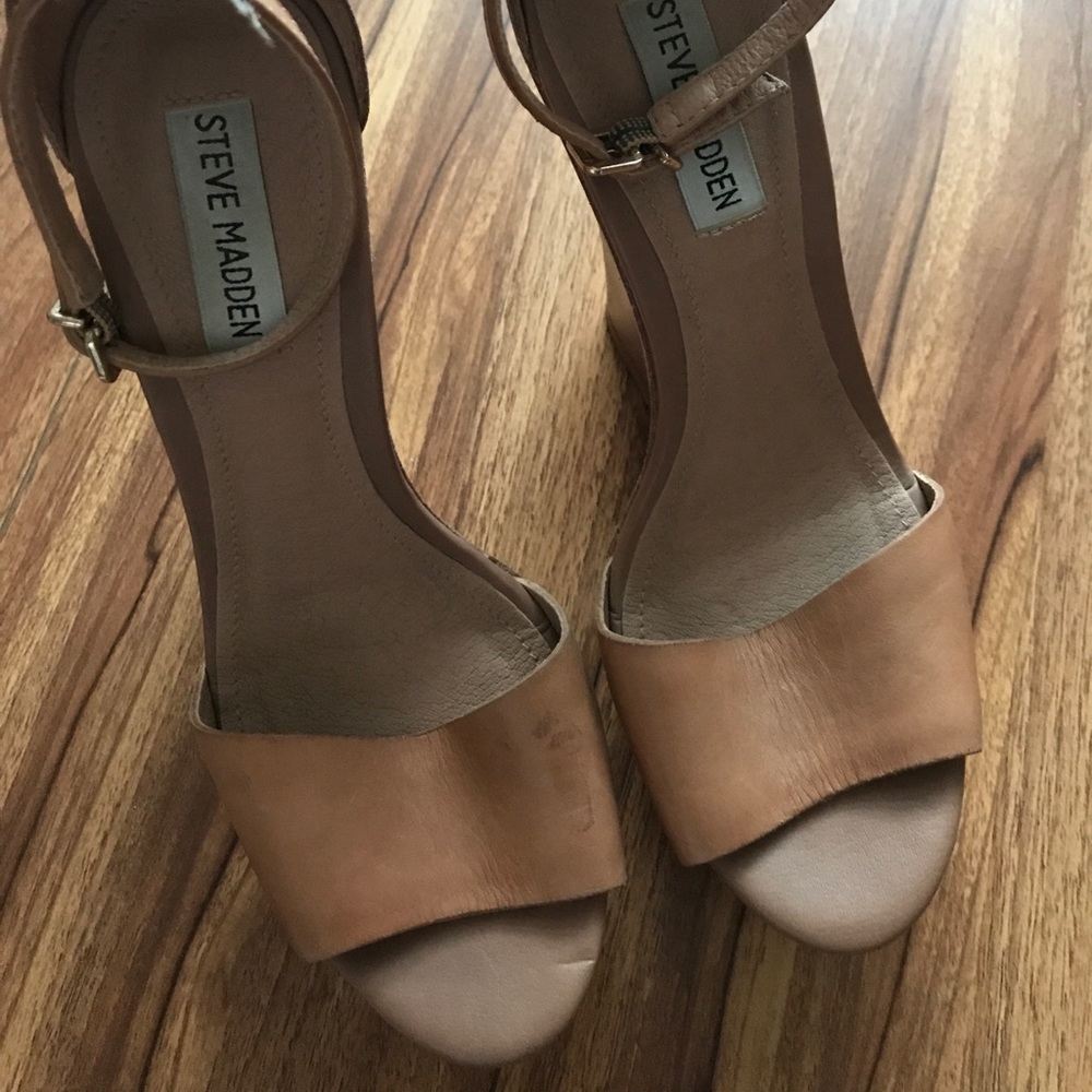 Steve Madded camel wedges